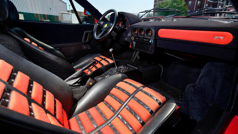 Illustration for article titled Sell Your Dumb Organs And Buy This 1985 Ferrari 288 GTO At Auction Next Week